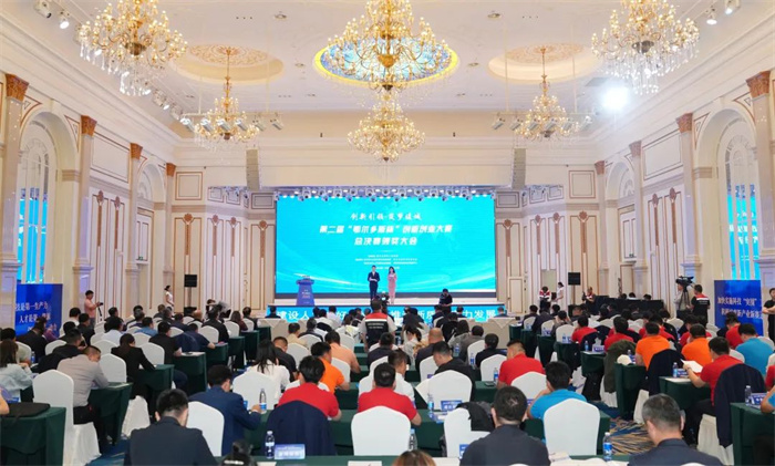 1735980997696598.jpg 640 (1).jpg