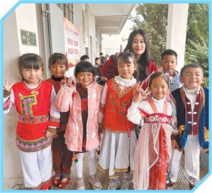 1749459768124809.jpg 4.jpg