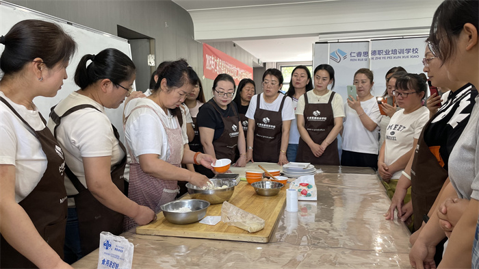 1753174316139831.jpg ffbbbcd622144570b5e0195b3c817890.jpg